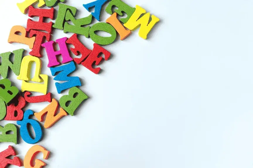 TOEFLに必要な語彙力とは？おすすめ単語帳5選