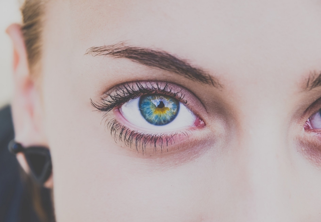 覚えるべき英語表現 黒い目 は Black Eyeじゃない English Journal Online